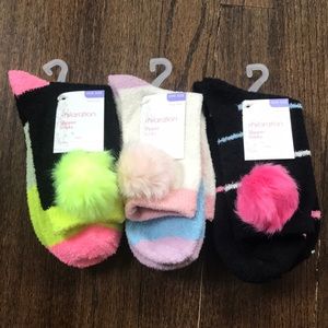 🆕Pom Pom slipper socks! Blk/neon-unicorn-blk/pink